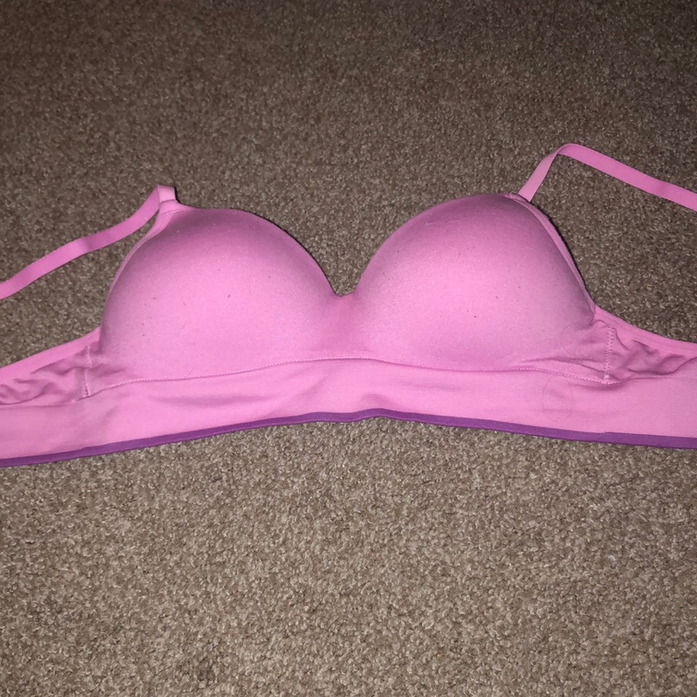 Sports bra